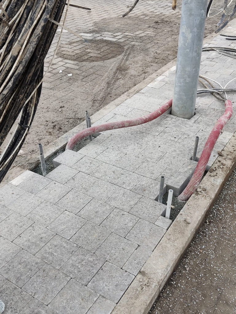 Concrete base for Smappee EV Base