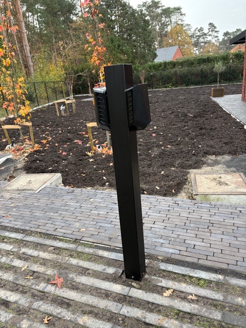 [LAD-15-EAS] DUBBELE Ladeeda® universele laadpaal  (Easee)