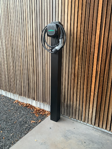 Ladeeda® pedestal for Wallbox Pulsar (Plus / Max / Pro)